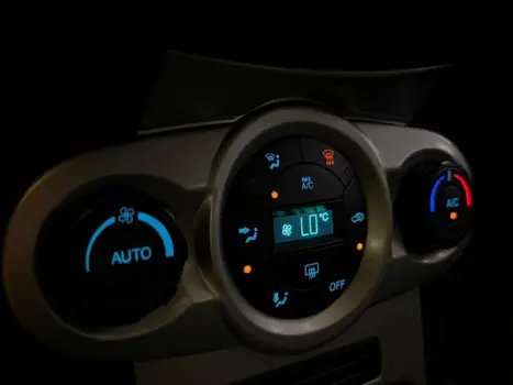 FORD Fiesta Hatch 1.6 16V 4P SE FLEX AUTOM�TICO, Foto 12