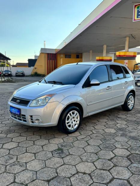 FORD Fiesta Hatch 1.6 4P FLEX, Foto 1