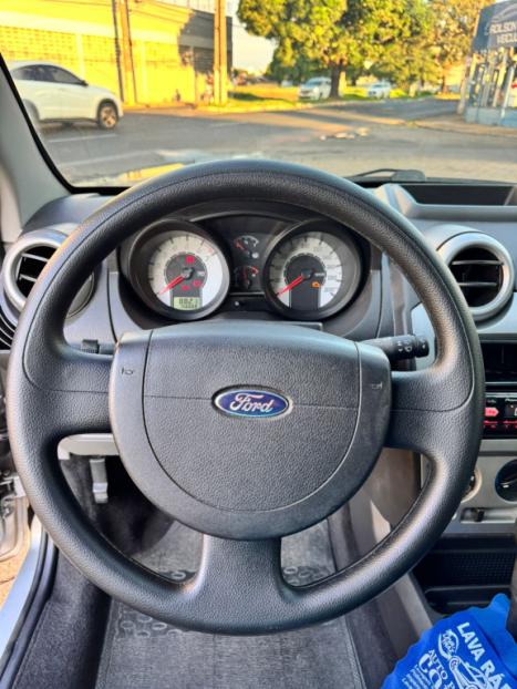 FORD Fiesta Hatch 1.6 4P FLEX, Foto 11