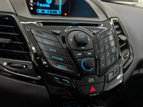 FORD Fiesta Hatch 1.6 4P FLEX TITANIUM POWERSHIFT AUTOM�TICO, Foto 10