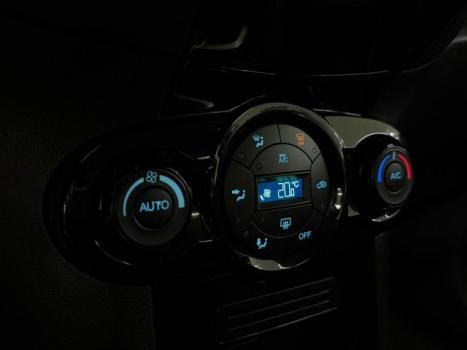 FORD Fiesta Hatch 1.6 4P FLEX TITANIUM POWERSHIFT AUTOM�TICO, Foto 11