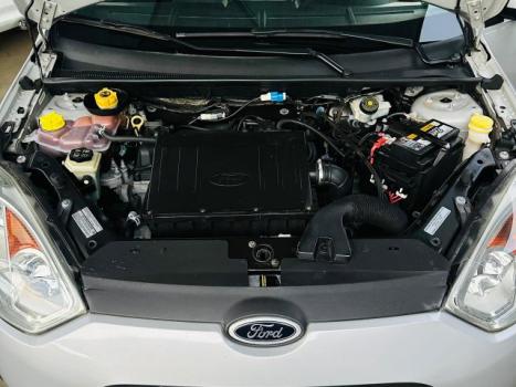 FORD Fiesta Hatch 1.0 4P FLEX, Foto 10