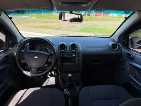FORD Fiesta Hatch 1.6 4P, Foto 9