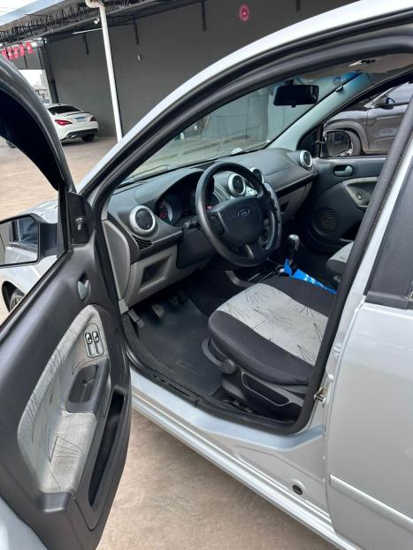 FORD Fiesta Hatch 1.6 4P FLEX, Foto 10