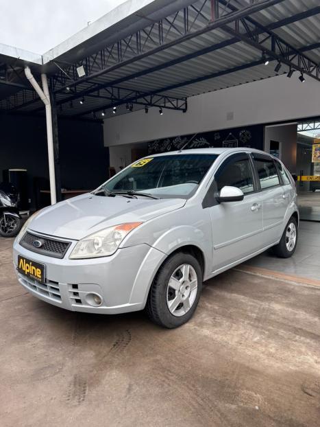 FORD Fiesta Hatch 1.6 4P FLEX, Foto 2