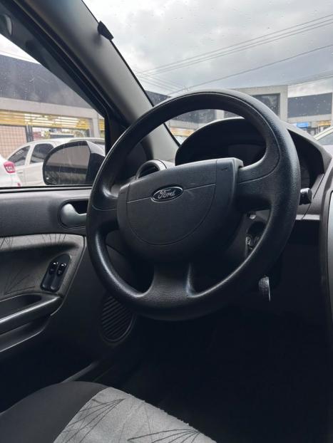 FORD Fiesta Hatch 1.6 4P FLEX, Foto 10