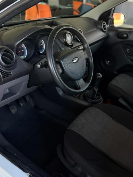 FORD Fiesta Hatch 1.0 4P FLEX, Foto 5