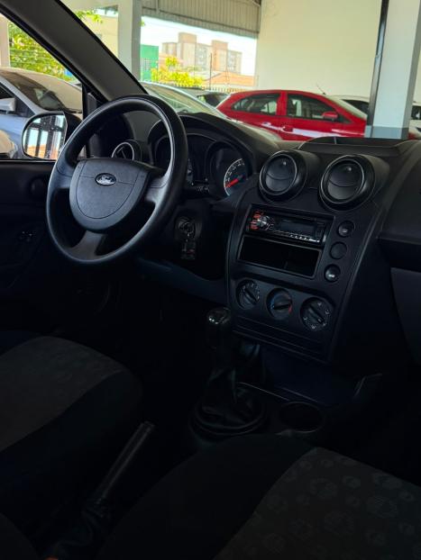 FORD Fiesta Hatch 1.0 4P FLEX, Foto 6