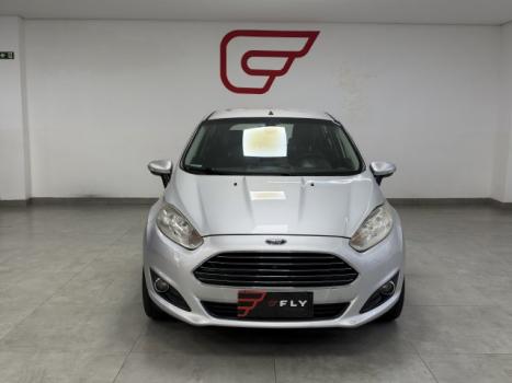 FORD Fiesta Hatch 1.6 4P FLEX TITANIUM POWERSHIFT AUTOMÁTICO, Foto 3