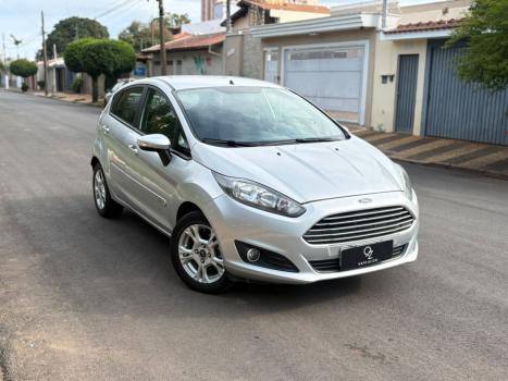 FORD Fiesta Hatch 1.6 16V 4P FLEX SE POWERSHIFT AUTOMÁTICO, Foto 3