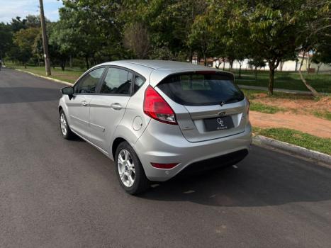 FORD Fiesta Hatch 1.6 16V 4P FLEX SE POWERSHIFT AUTOMÁTICO, Foto 8
