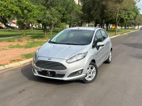 FORD Fiesta Hatch 1.6 16V 4P FLEX SE POWERSHIFT AUTOMÁTICO, Foto 9