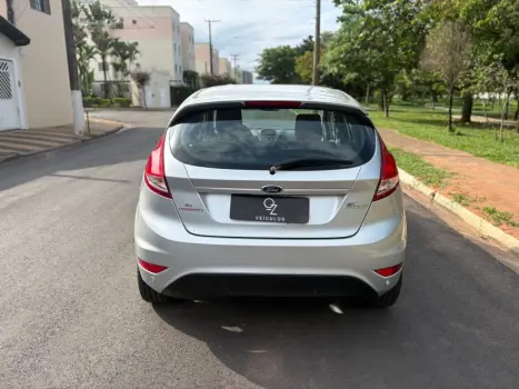 FORD Fiesta Hatch 1.6 16V 4P FLEX SE POWERSHIFT AUTOMÁTICO, Foto 15