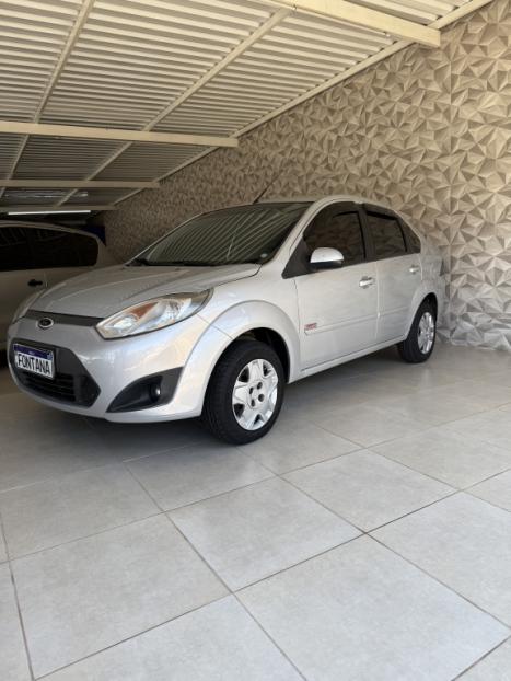 FORD Fiesta Sedan 1.6 4P CLASS FLEX, Foto 1 FORD Fiesta Sedan 1.6 4P CLASS FLEX, Foto 1