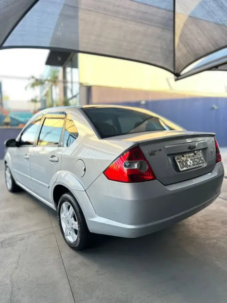 FORD Fiesta Sedan 1.6 4P CLASS FLEX, Foto 3 FORD Fiesta Sedan 1.6 4P CLASS FLEX, Foto 3