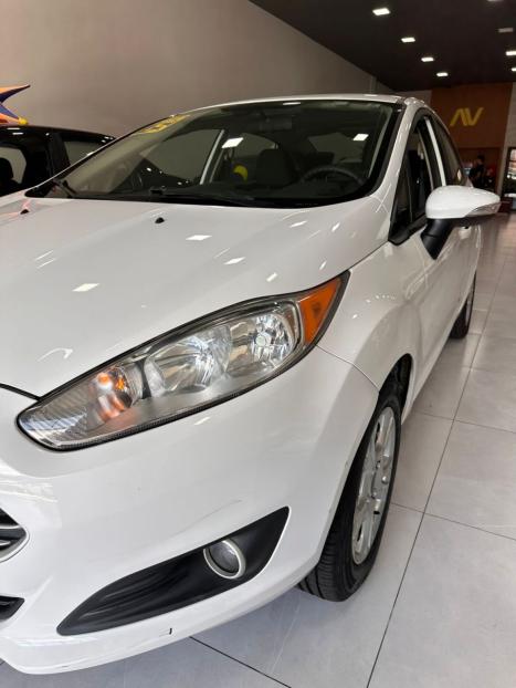 FORD Fiesta Sedan 1.6 4P FLEX, Foto 4