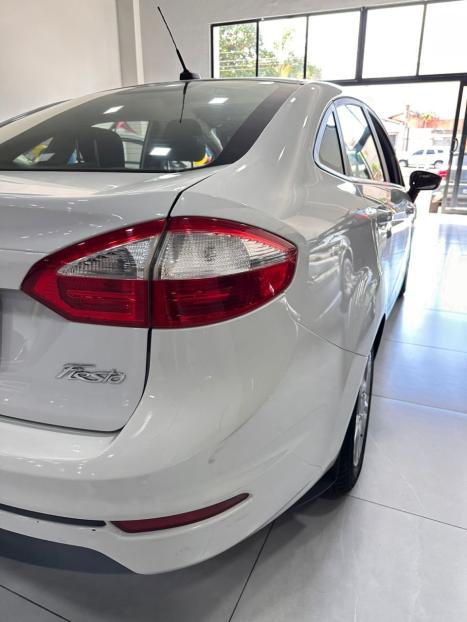 FORD Fiesta Sedan 1.6 4P FLEX, Foto 8