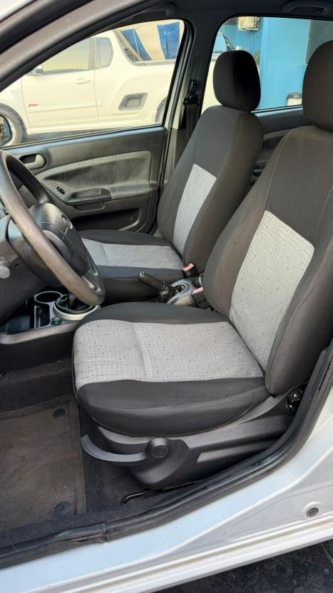 FORD Fiesta Sedan 1.6 4P FLEX, Foto 8