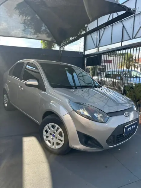 FORD Fiesta Sedan 1.6 4P FLEX, Foto 1