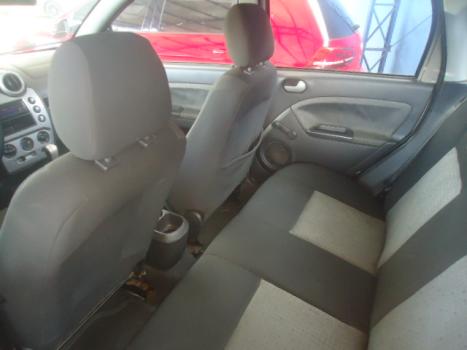 FORD Fiesta Sedan 1.6 4P FLEX, Foto 4