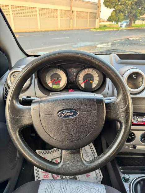 FORD Fiesta Sedan 1.6 4P FLEX, Foto 11