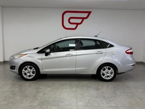 FORD Fiesta Sedan 1.6 4P FLEX SE POWERSHIFT AUTOM�TICO, Foto 4