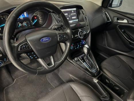 FORD Focus Hatch 1.6 16V 4P FLEX GL, Foto 8