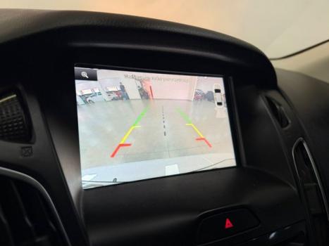 FORD Focus Hatch 1.6 16V 4P FLEX GL, Foto 9