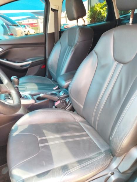 FORD Focus Hatch 1.6 16V 4P SE FLEX, Foto 13