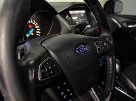 FORD Focus Hatch 2.0 16V 4P FLEX TITANIUM POWERSHIFT AUTOM�TICO, Foto 9