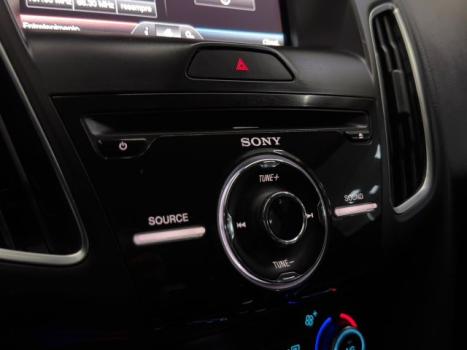 FORD Focus Hatch 2.0 16V 4P FLEX TITANIUM POWERSHIFT AUTOM�TICO, Foto 13