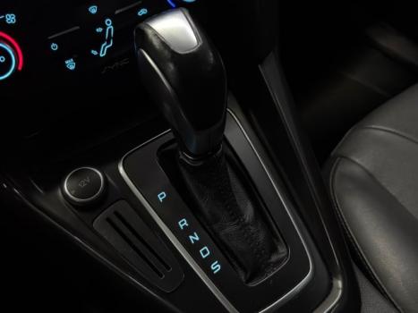 FORD Focus Hatch 2.0 16V 4P FLEX TITANIUM POWERSHIFT AUTOM�TICO, Foto 14