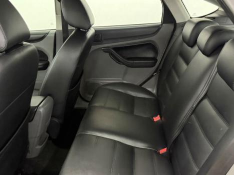 FORD Focus Hatch 2.0 16V 4P GLX FLEX AUTOM�TICO, Foto 14
