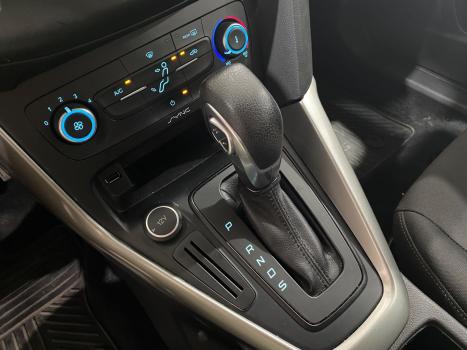 FORD Focus Sedan 2.0 16V 4P FLEX SE FASTBACK POWERSHIFT AUTOM�TICO, Foto 12