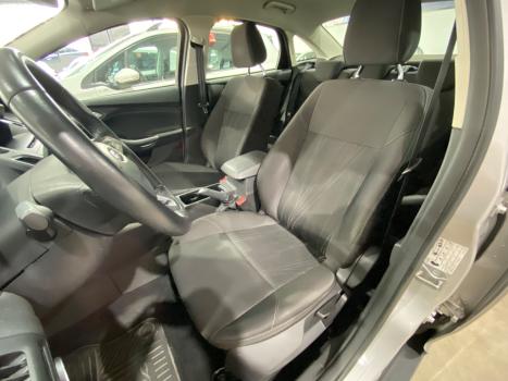 FORD Focus Sedan 2.0 16V 4P FLEX SE FASTBACK POWERSHIFT AUTOM�TICO, Foto 13