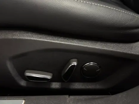 FORD Fusion 2.0 4P 16V TITANIUM PLUS H�BRIDO AUTOM�TICO, Foto 8