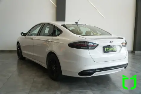 FORD Fusion 2.0 4P 16V ECOBOOST TURBO TITANIUM FWD AUTOMÁTICO, Foto 4
