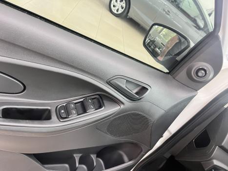 FORD Ka Hatch 1.5 12V 4P FLEX TI-VCT SE PLUS AUTOM�TICO, Foto 3