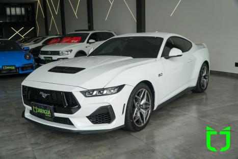 FORD Mustang 5.0 V8 32V COUP� GT PERFORMANCE AUTOM�TICO, Foto 3