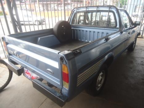 FORD Pampa 1.8 GL, Foto 2