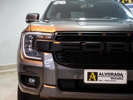 FORD Ranger 2.0 4P TURBO DIESEL BLACK CABINE DUPLA AUTOMÁTICO, Foto 3