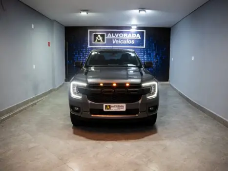 FORD Ranger 2.0 4P TURBO DIESEL BLACK CABINE DUPLA AUTOMÁTICO, Foto 4