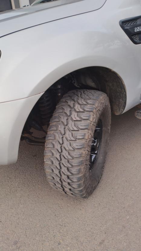 FORD Ranger 2.2 16V 4X4 XL DIESEL CABINE DUPLA, Foto 4