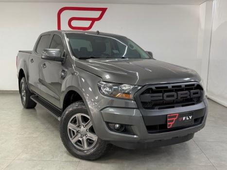 FORD Ranger 2.2 16V XLS DIESEL 4X4 CABINE DUPLA AUTOM�TICO, Foto 2