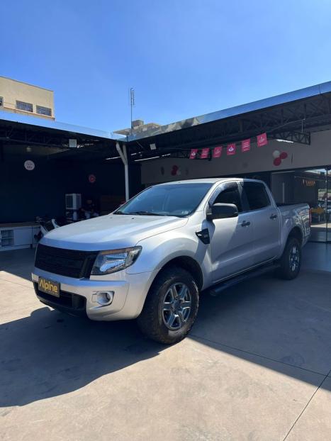 FORD Ranger 2.2 16V 4X4 XL DIESEL CABINE DUPLA, Foto 3