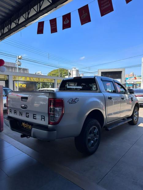 FORD Ranger 2.2 16V 4X4 XL DIESEL CABINE DUPLA, Foto 6