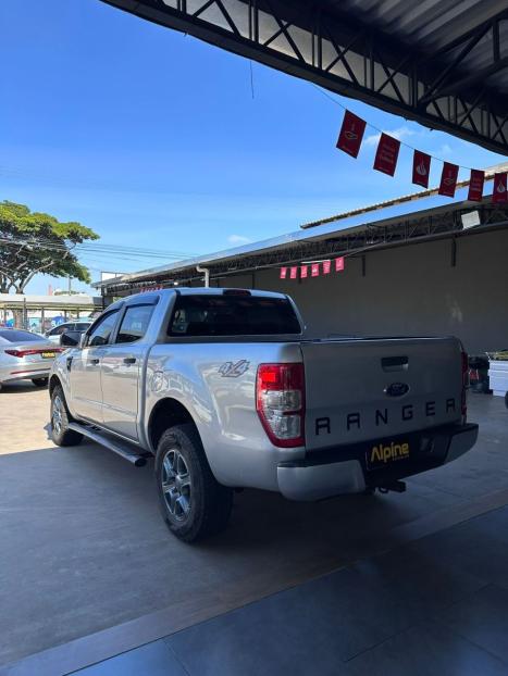 FORD Ranger 2.2 16V 4X4 XL DIESEL CABINE DUPLA, Foto 7