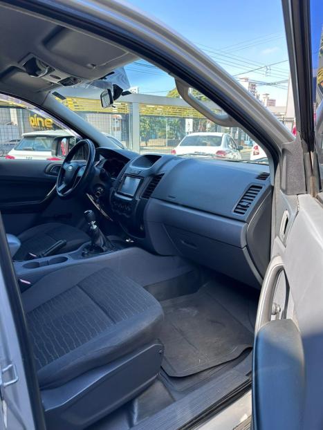 FORD Ranger 2.2 16V 4X4 XL DIESEL CABINE DUPLA, Foto 13