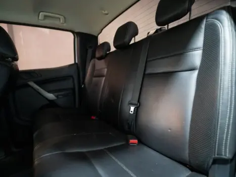 FORD Ranger 2.2 16V XLS DIESEL 4X4 CABINE DUPLA AUTOM�TICO, Foto 7