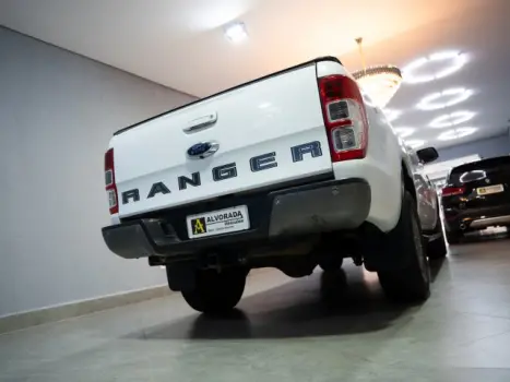 FORD Ranger 2.2 16V XLS DIESEL 4X4 CABINE DUPLA AUTOM�TICO, Foto 11